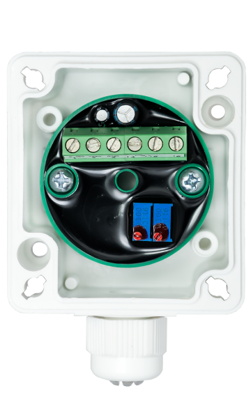 Housing with head transducer